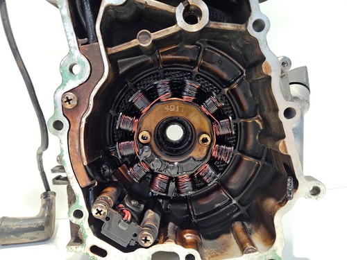 Carter coperchio motore con - coperchio,