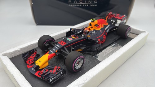 Min117171833 minichamps red - min117171833,