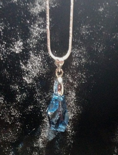 Collana con goccia ghiaccio - di,