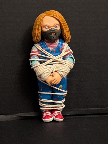 Neca blind box - neca,
