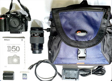 Nikon D50 DSLR kit con