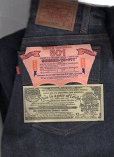Vintage 1984 LEVIS 501 button