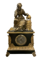 Antico orologio a pendolo in bronzo dorato figura di Copernico  marmo nero ep...