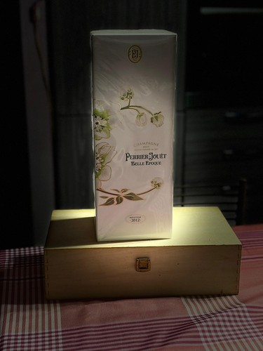 Perrier jouet champagne 2012 - jouet,