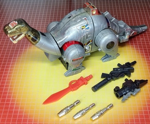 Hasbro transformers autobot - hasbro,