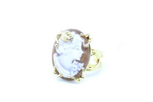 Anello con cammeo inciso - con,