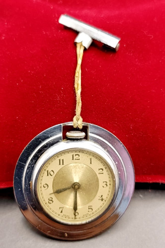 Orologio vintage carica