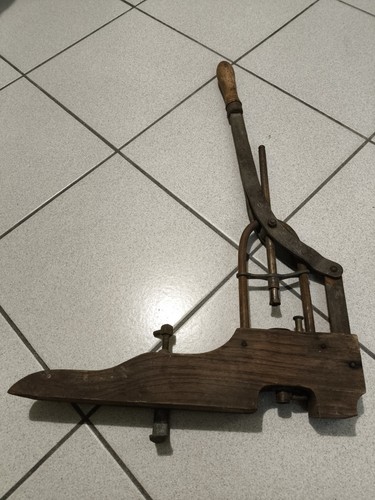 Antica turatrice bottiglie - ,