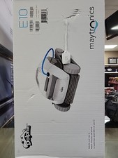 Dolphin E10 Robotic Pool