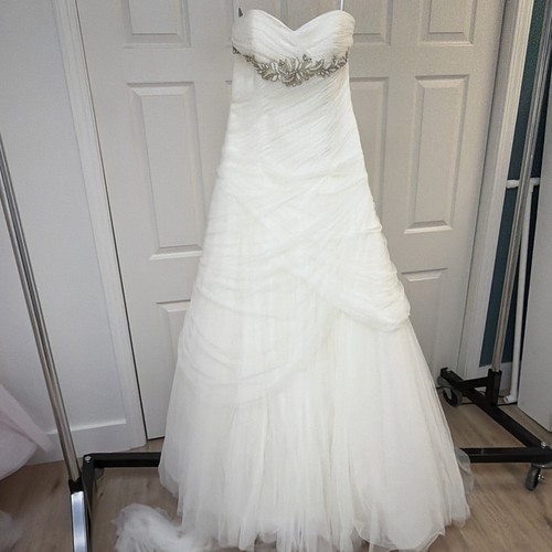 Wedding dress pronovias size - wedding,