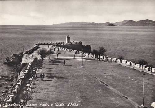 Piombino piazza bovio isola - e,