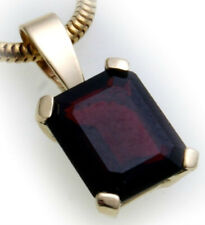 Pendente Con Granato In Oro