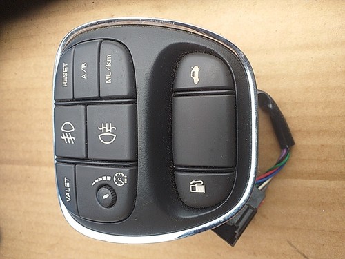 Facia master switch - facia,