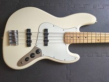 Fender jazz bass made in mexico 4 corde bianco