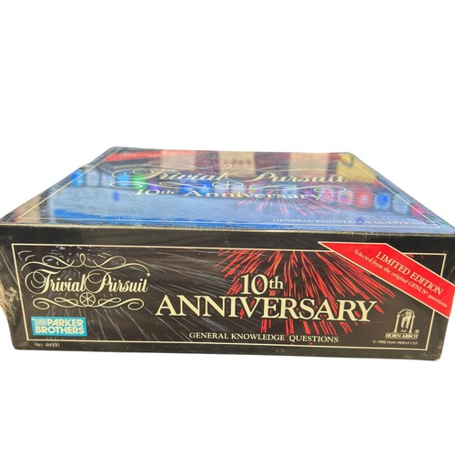 Trivial pursuit 10th - pursuit,