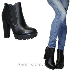 SCARPE Donna Stivali