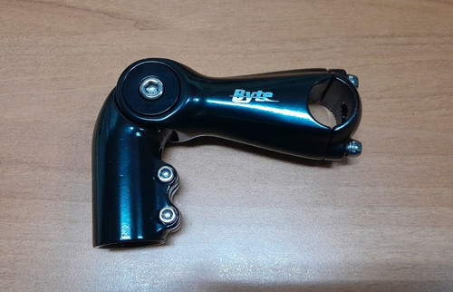 Attacco manubrio atala byte - manubrio,