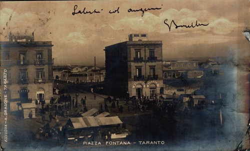 Taranto piazza fontana mercato - taranto,