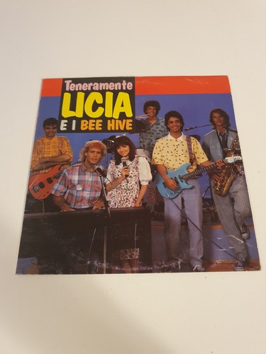 Teneramente licia i bee - e,
