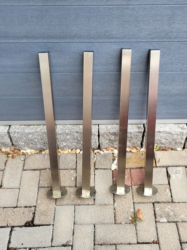 Pezzi gambe tavolo ikea - pezzi,