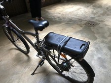 bicicletta elettrica uomo usata pochissimo, compresa di cavo per ricarica