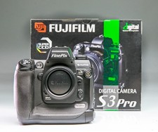FUJIFILM  FINEPIX S3 PRO