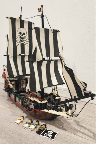 Lego pirates skull eye - lego,
