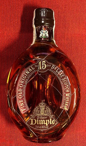 Dimple year scotch whisky - year,