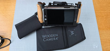Monitor SmallHD 702 con gabbia