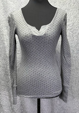 Vintage Energie donna M grigio nero Y2K Elena Gilbert maglia waffle Henley scollo a V