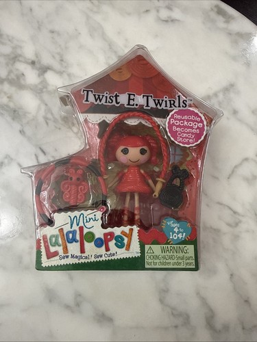 Mini lalaloopsy twist - e, twirls