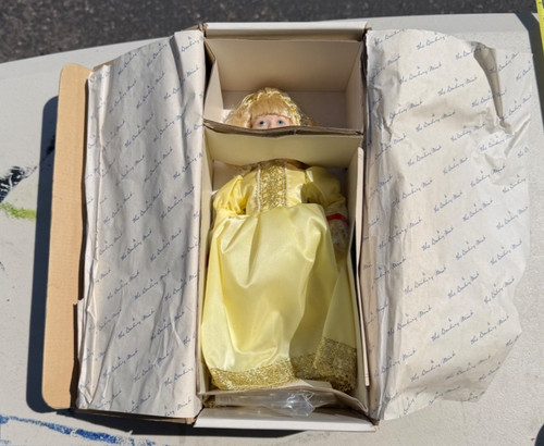 Vintage the storybook doll - vintage,