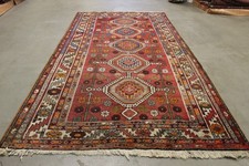 Antico tappeto persiano antico