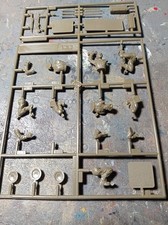 TAMIYA 3 SOLDATI  SCALA 1/35