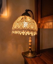 Lampada da tavolo in perfetto