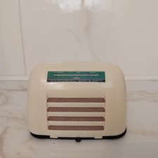 Radio d'epoca in miniatura