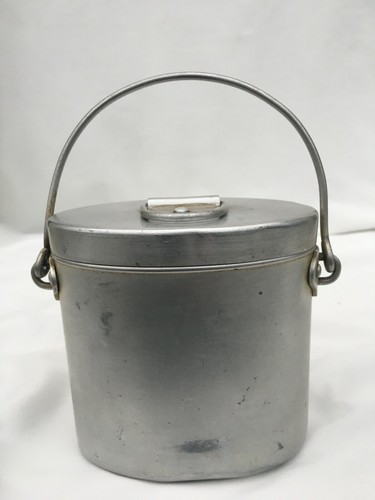 Ancienne gamelle aluminium - ancienne,