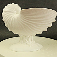Wedgwood Moonstone Nautilus