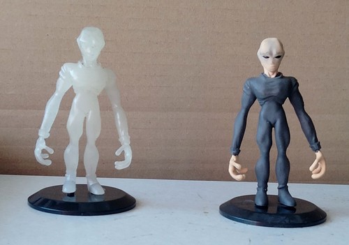 Roswell type alien two figure - type,