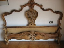Letto in stile barocco  (no guide) - legno intagliato a mano, "grezzo"