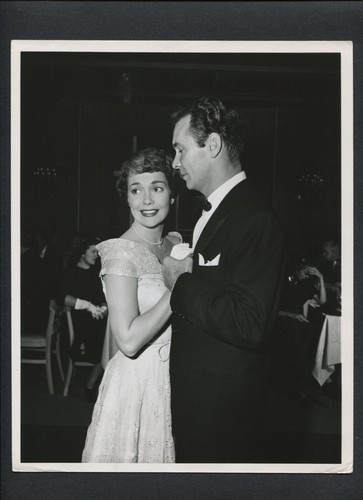 Jane wyman barry sullivan - +,
