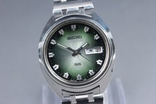 1972 [N MINT / New Glass]