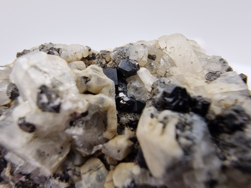 Cristalli magnetite su - cristalli,
