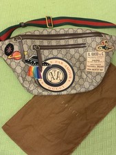 Gucci Marsupio Courrier GG Supreme