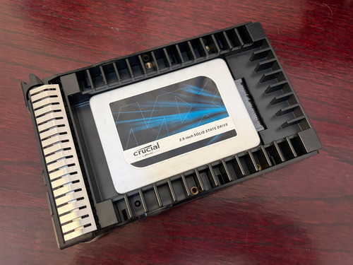 Ssd crucial 1050 un - in,