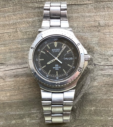 Seiko quartz sports 100 - quartz,