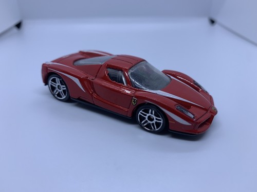 Hot wheels enzo ferrari - enzo,