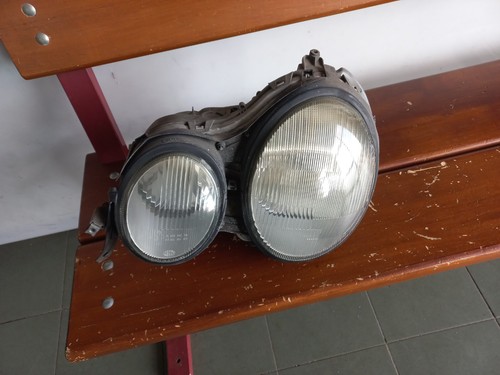 Faro anteriore sinistro - anteriore,