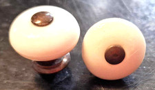 Pomolo Pomello per Mobili in Ceramica Bianco/Bronzo mm. 25x22 Pz. 2 COTTALI