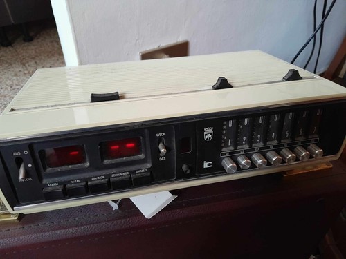 Radiosveglia vintage grundig - vintage,
